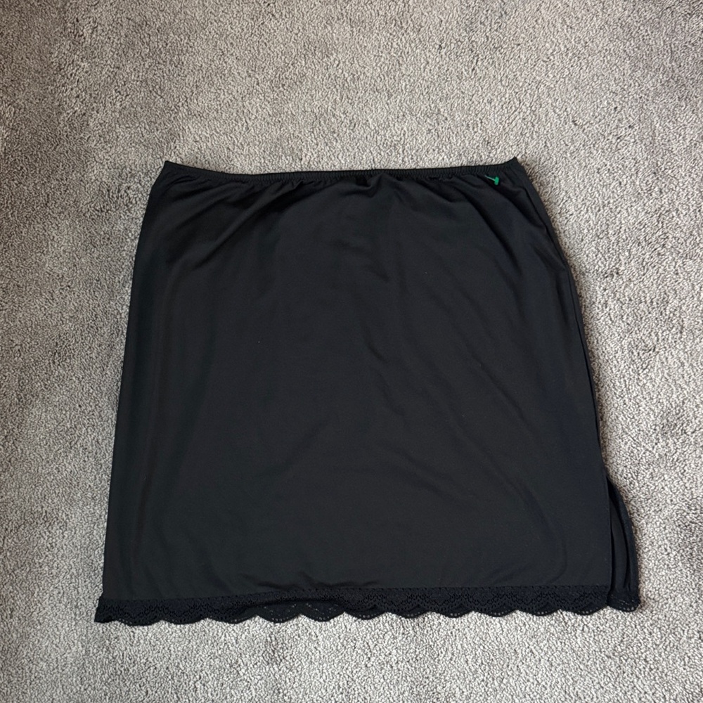 George Black Half Slip SIZE M Lace Trim Modest Layering Underskirt Slip